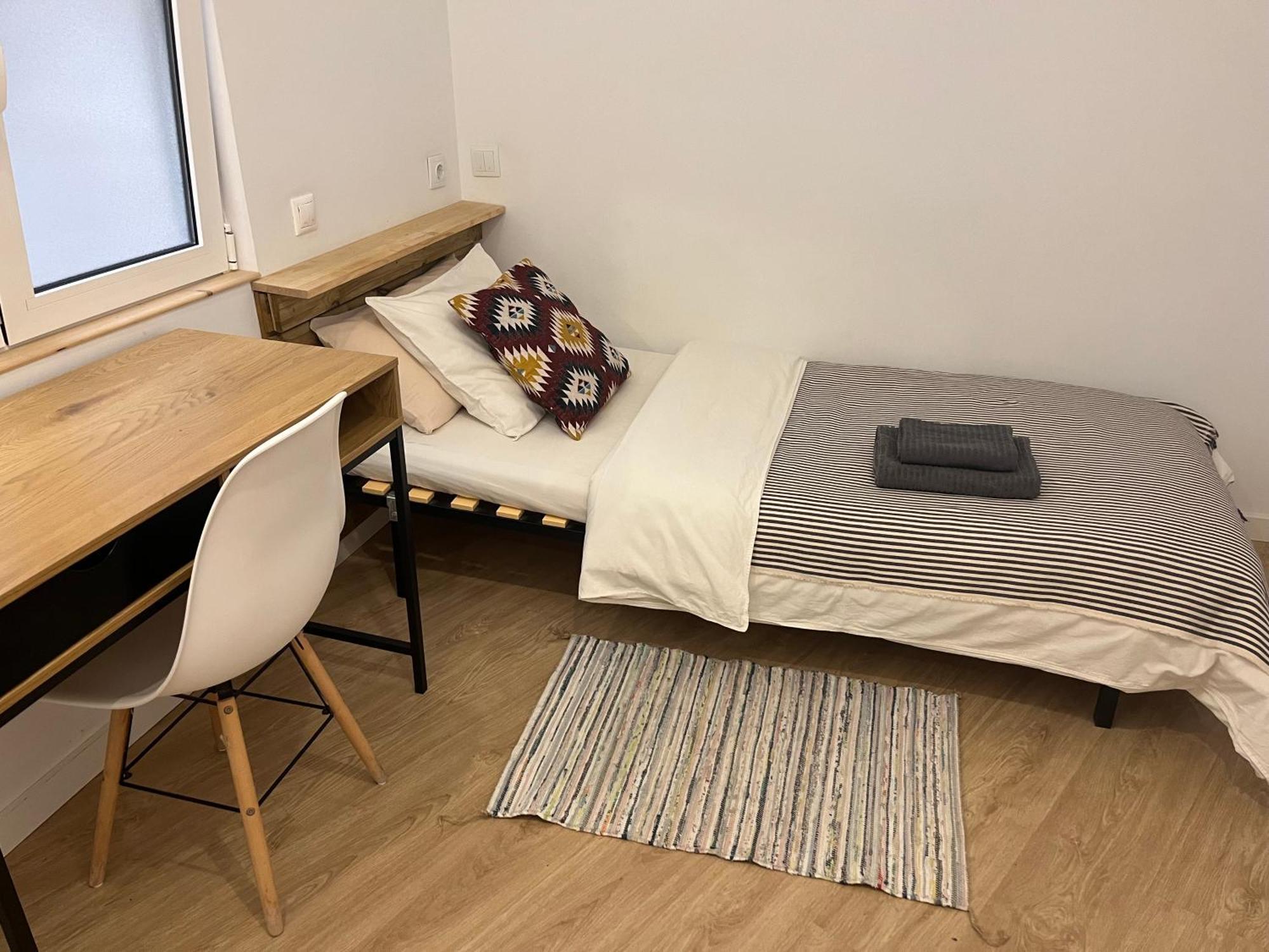 Hola Hostel Alicante — Photos 1